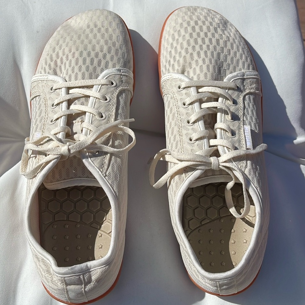 WHITIN Men’s Amphibious Water Shoes Beige Gum color Size 44/10.5